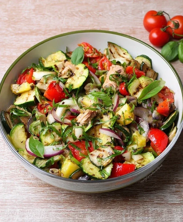 Insalata con verdure grigliate