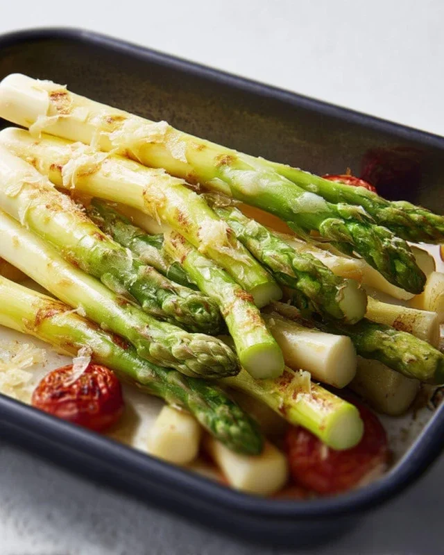 Grüner Spargel im Backofen – so einfach & lecker